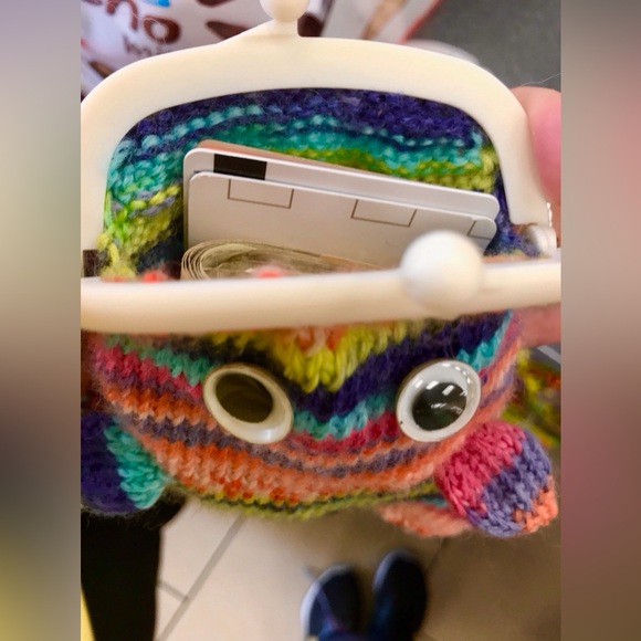 Handmade Knit Little Monster Googly Eye Snap Coin Purse Wallet OOAK - Picture 11 of 13